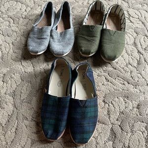 Ladies TOMS...very lightly worn